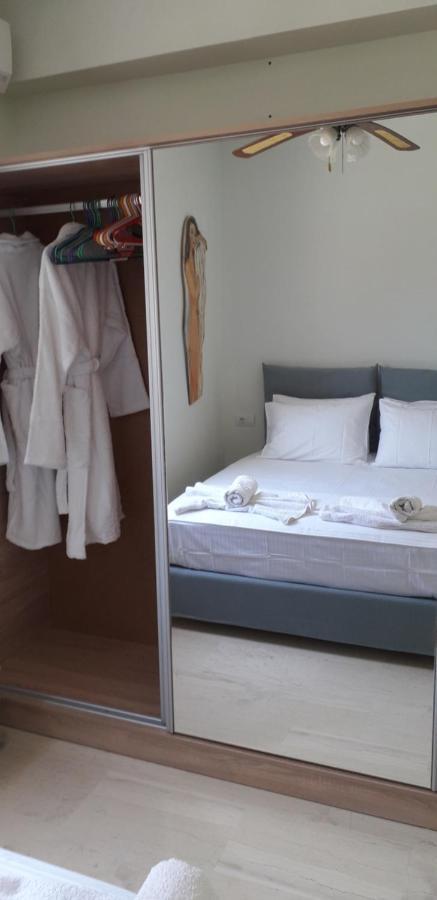 Alexandra'S Apartments - Port Of Zante ภายนอก รูปภาพ