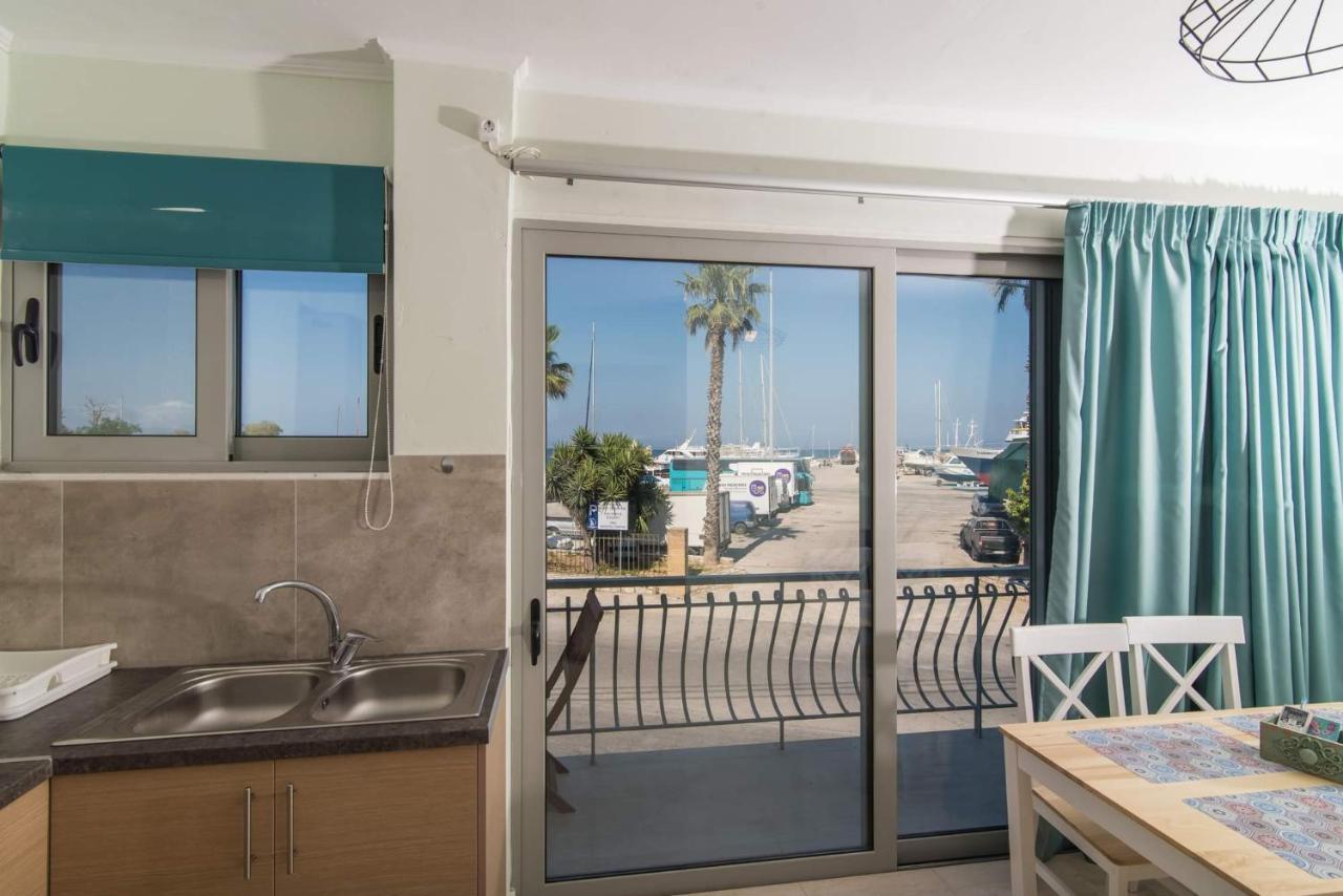 Alexandra'S Apartments - Port Of Zante ภายนอก รูปภาพ