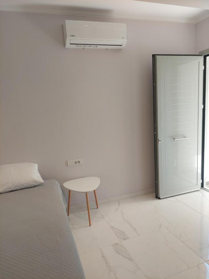 Alexandra'S Apartments - Port Of Zante ภายนอก รูปภาพ